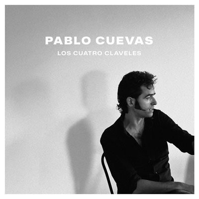 Portada de Los cuatro claveles de Pablo Cuevas
